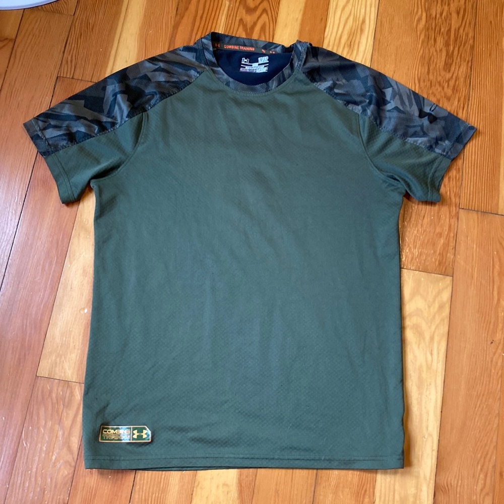 Deleting 4/16– LAST CALL Under Armour Athletic Tee